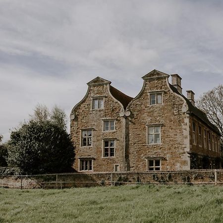 Allington Manor Exterior photo